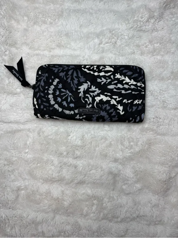 Vera Bradley Wallet - Image 2