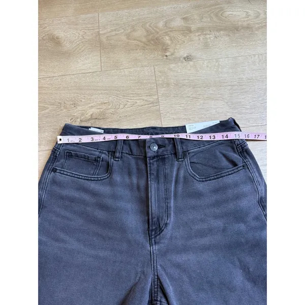 NWT Womens American Eagle curvy mom jean stretch black super high‎ rise 12 31W - Image 9