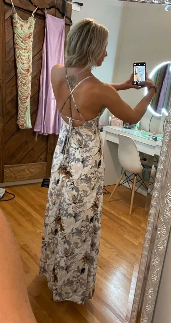 Lulus Floral Dress - Image 4