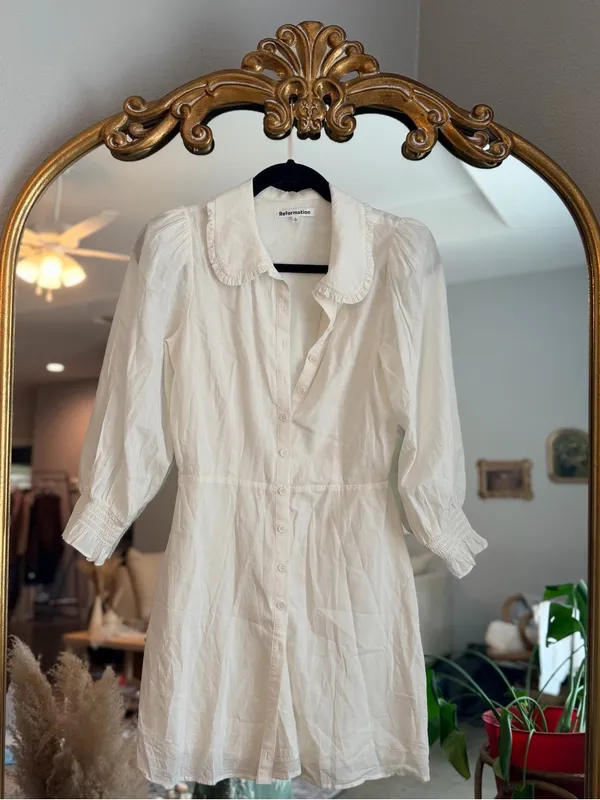 Reformation violeta white button down collared dress size 4 - Image 2