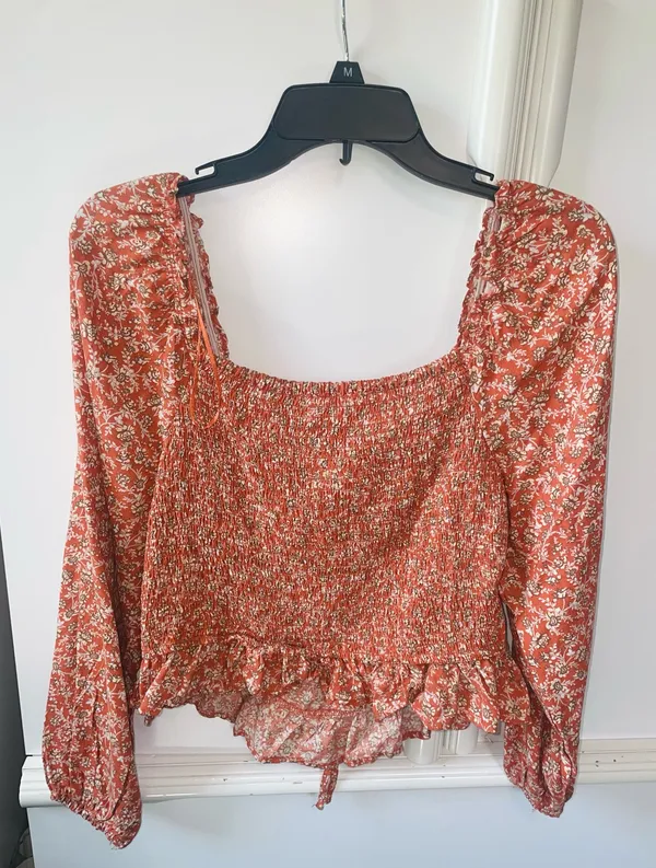 Floral Smocked Puff Sleeve Crop Blouse - Image 3