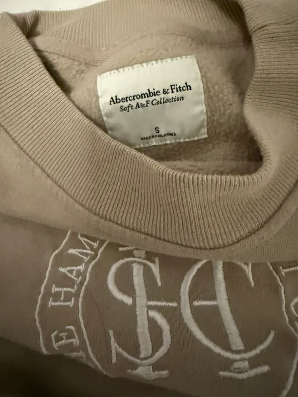 Abercrombie & Fitch Abrecombie Top - Image 3