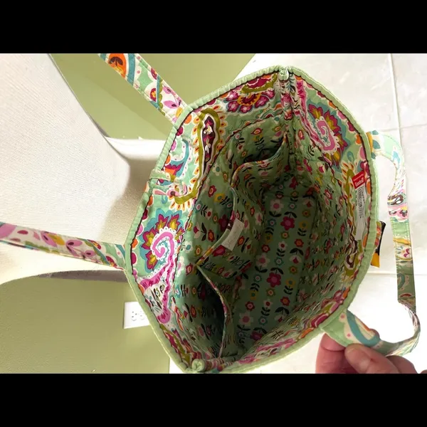 Vera Bradley Tutti Frutti Pattern Paisley Tote - Image 5