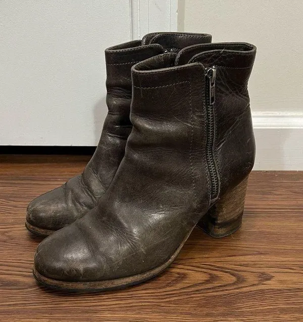 Frye Smoke Gray Leather Addie Double Zip Heeled Booties Size 8 US $358 - Image 2