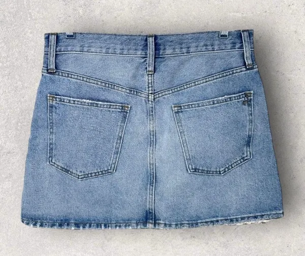 Madewell Rigid Denim Relaxed Mini Skirt Button Fly - Image 2