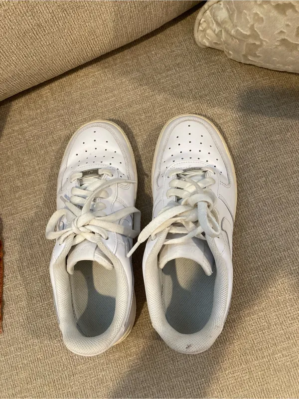 Nike White Air Force size 8 - Image 6