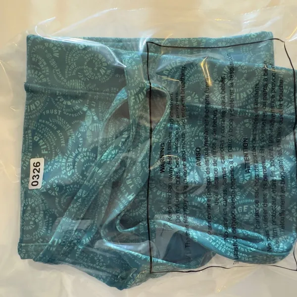 326 | Lululemon Flow Y Bra Womens 8 Light Support Yoga‎ Sports Bra Teal Print - Image 7