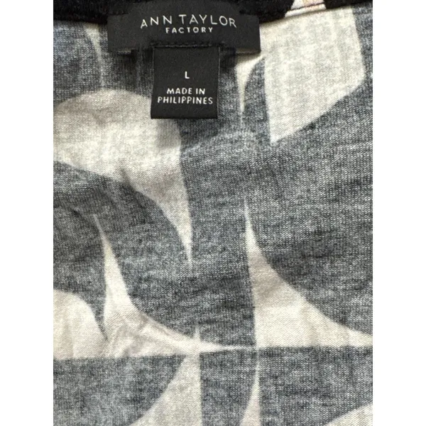 Ann Taylor Factory‎ Womens Black White Geometric Abstract Long Sleeve Top Large - Image 8