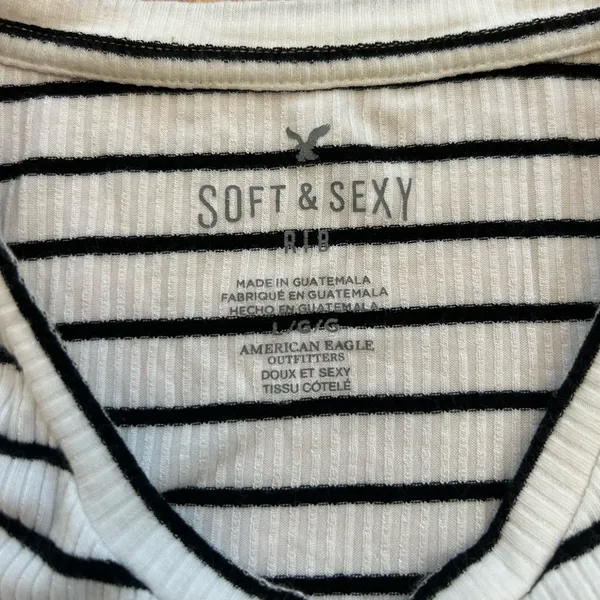 American Eagle Top Shirt‎ Cold Shoulder Size Large Ribbed Stripes Black White - Image 8
