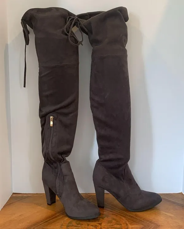 Catherine Malandrino Tie Back Over The Knee Boots Gray Faux Suede Women’s Size 7 - Image 4