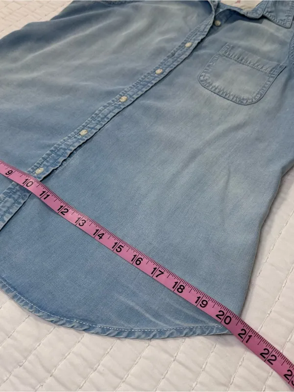 Mossimo Supply Co. 100% Lyocell Light Blue Sleeveless Chambray Slit Back Open M - Image 6