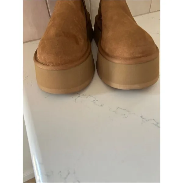 UGG Classic Dipper Platform Boot - Women's, Chestnut, size 10, NWT no box - Image 9