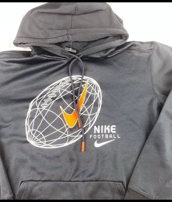 Nike hoodie - Image 4