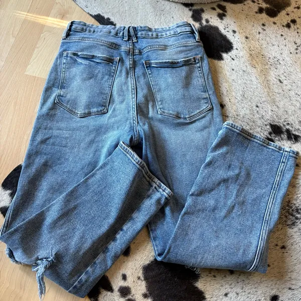 GOOD AMERICAN Good Curve Distressed Jeans‎ Size 10/30 STYLE: GCS127T - Image 5