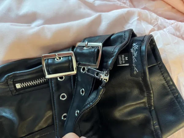Black leather mini skirt Size M - Image 2
