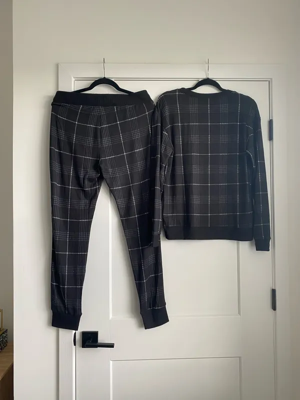 NWOT Honeydew Super Soft 2 Piece Pajama Set Black Plaid Long Sleeve Pant M - Image 7