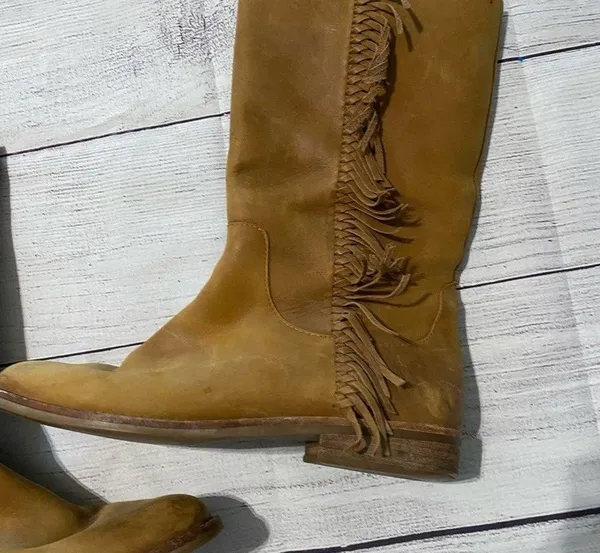 Bass Distressed Boots Size 11 - Image 8