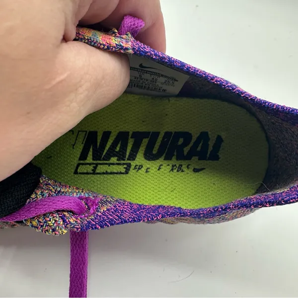 Nike Women's Multicolor Knit Sneakers size 8.5 - Image 12