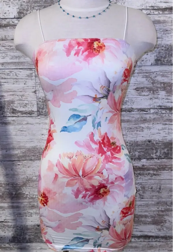 Boutique White Floral Mini Dress - Image 2