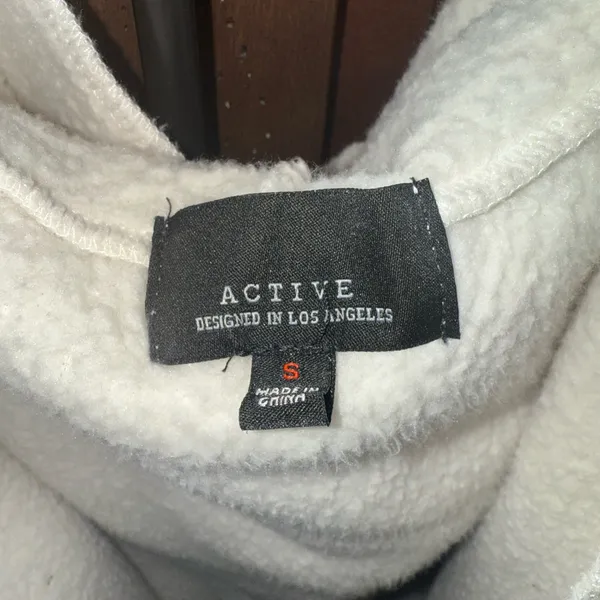 Active USA Hooded Vest - Image 2