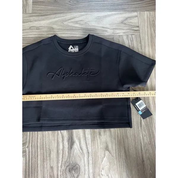 Alphalete Woman’s ELMTS Short SLEEVE Crop Size Small, Black - Image 8
