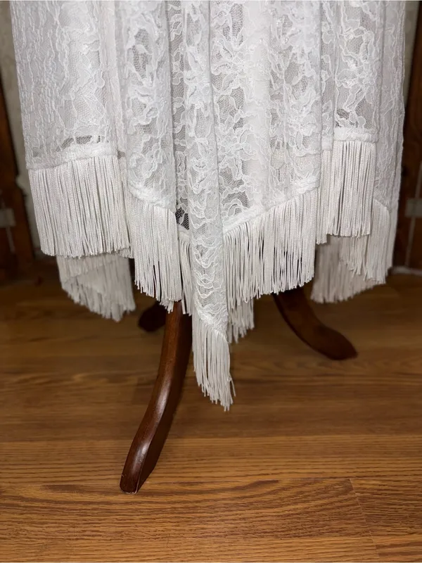 Beautiful Vintage 90s Western Collection Tea Length Wedding Dress - Image 4