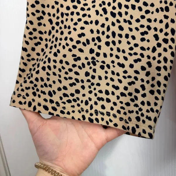 Forever 21 tan tummy control high waisted cheetah‎ biker yoga athletic shorts L - Image 3