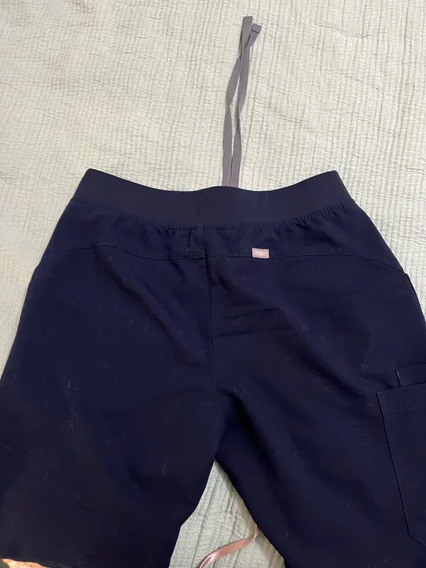 FIGS Scrub Pants - Image 4