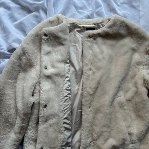 Zara TRF Collection Outerwear Faux Fur Plush Jacket - Image 3