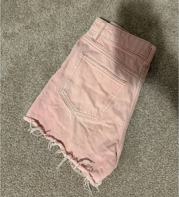 ZARA Light Pink High-Waisted Shorts - Image 5