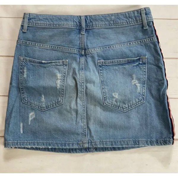 Forever 21 Distressed Ribbon Detail Jean Skirt Size Medium - Image 2