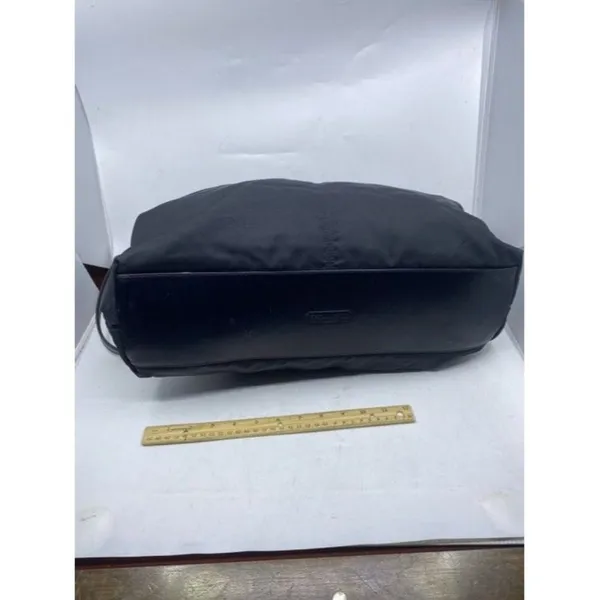 Coach Xl Black Nylon Shoulder Bag - Image 4