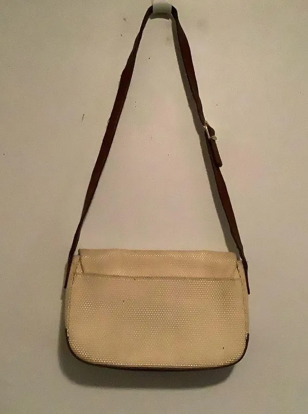 Etienne Aigner Vintage Cream and Brown Woven Shoulder Bag - Image 2