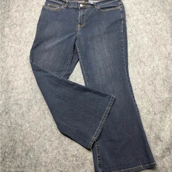 Venezia Vintage Flare Jeans Dark Wash High Rise Plus Size 20P - Image 4