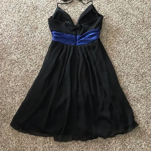 I.N. San Francisco cocktail dress size 3 Ties around neck pleats black blue - Image 9
