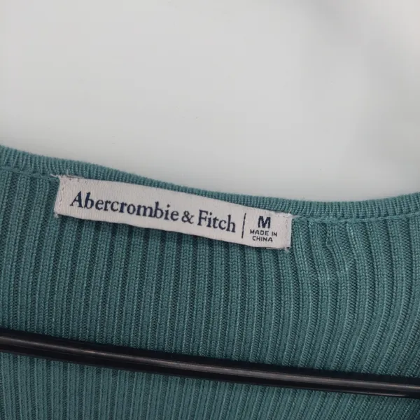 Abercrombie & Fitch Sage Green Ribbed Knit V Neck Long Sleeve Bodysuit Sz M - Image 3