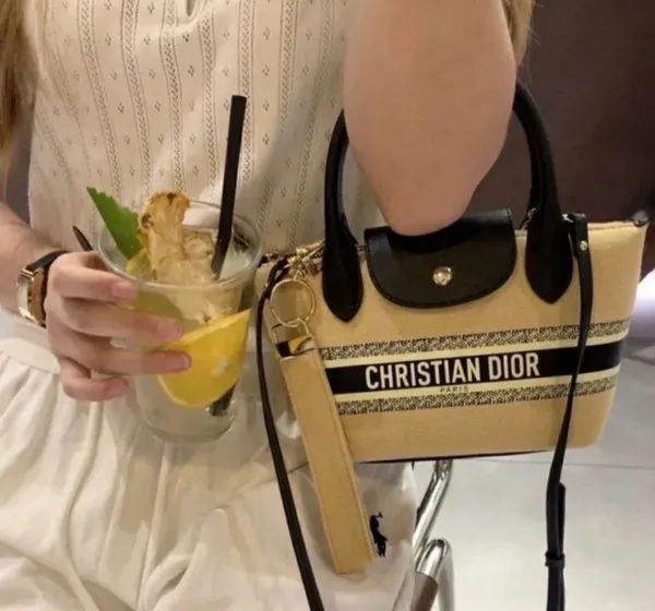 Dior beauty Novelty pouch - Image 3