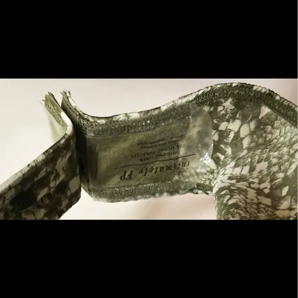 Free People Nights Out Bodysuit. Snakeskin print in moss green. Size XS - Image 8