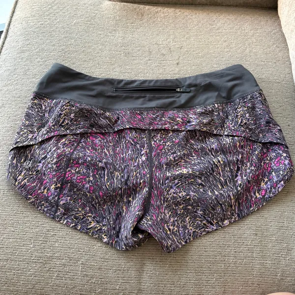 Lululemon Speed Up Shorts 2.5" - Image 2