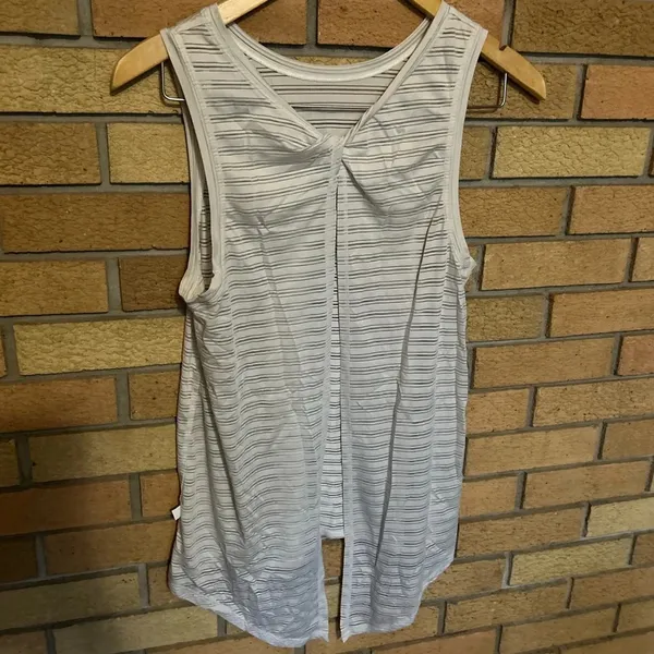 Lululemon Meet Halfway Tank Top Striped Relaxed Lightweight White Size M/L - Image 6