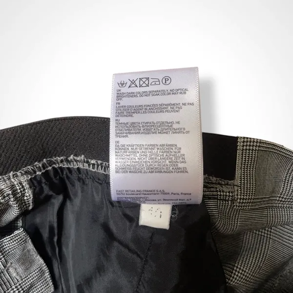 Uniqlo Smart Style Pants in Glen Check Plaid - Image 10