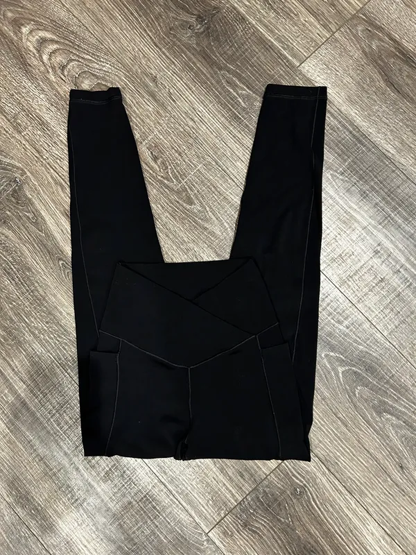 Aerie Offline Crossover Leggings with pockets - Image 2