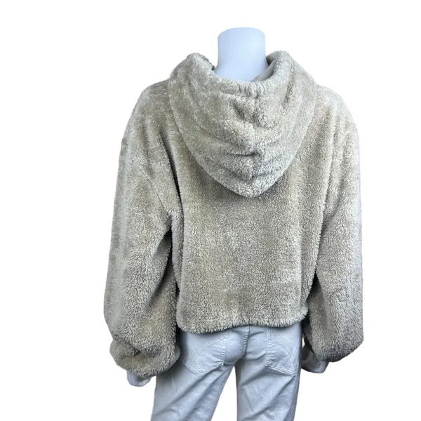Beach Riot Shayla Teddy Crop Sweatshirt Top - Image 9