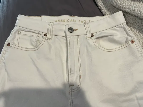 American Eagle Outfitters White Jeans - Image 6