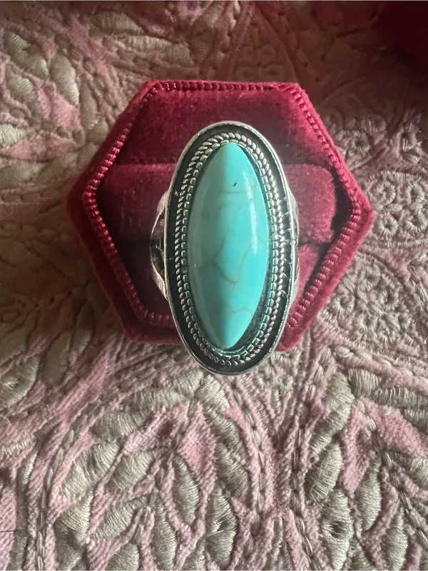 Women’s Stainless Steel Silver Faux Turquoise Ring Size 7 - Image 3