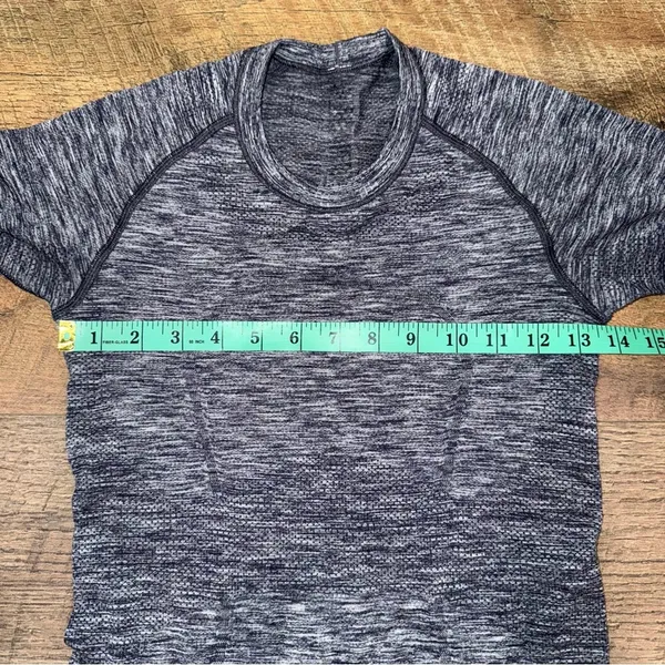 Lululemon Run: Swiftly Tech Long Sleeve Crew Space Dye Heathered Going Grape - Image 9