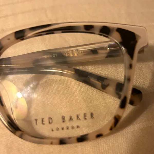 Ted Baker London Tortoiseshell Cat-Eye Glasses - Beige and Brown - Image 5