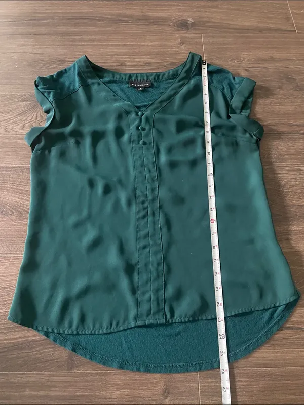 Fortune + Ivy Green V-Neck Cap-Sleeve Blouse, Size Small - Image 4