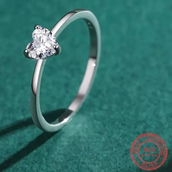 Sterling Silver SIZE 8 925 Dainty Heart AAAAA Zirconia Sparkling Ring - Image 3