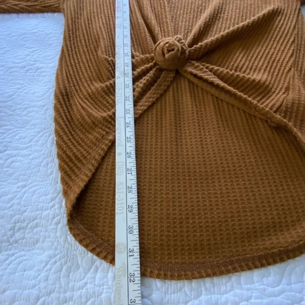 Mudd Waffle Knit Long Sleeve Knotted Front Cozy Chestnut Brown Top Size XL - Image 12